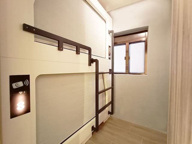 Premium Double Capsule
