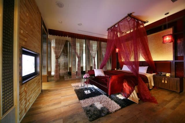 Double Room D (Check in starts at 8pm on Saturday / Recheck-in required for stay more than 1 night)