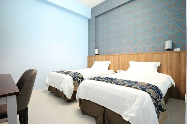 Basic Twin Room