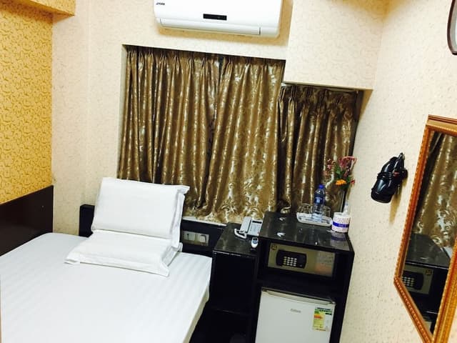 Single Room