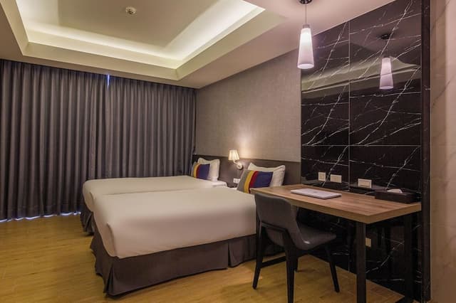 Superior Twin Room