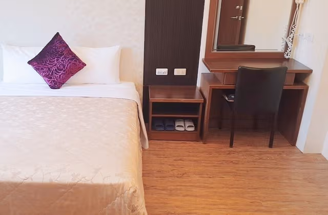 Double Room, Balcony (202)