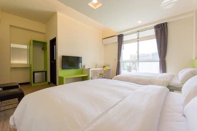 Deluxe Quadruple Room