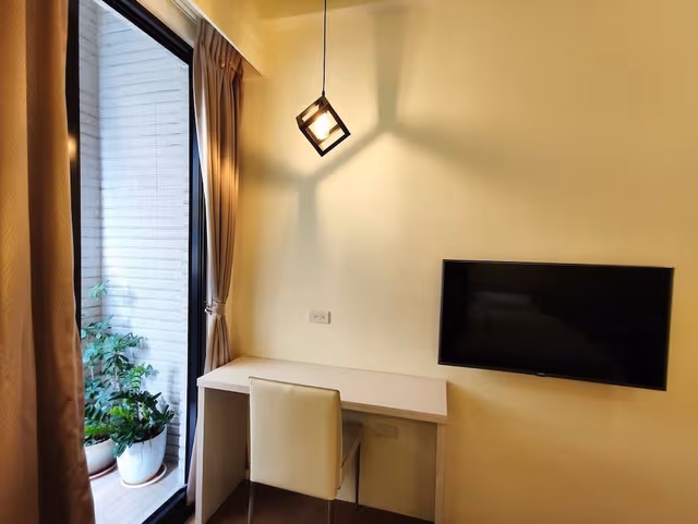 City Twin Room