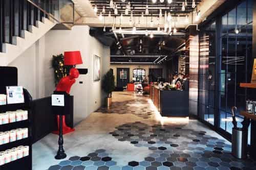 Thinker Hotel