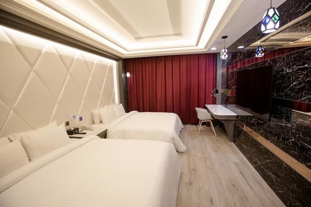 Family Twin Room, 1 Bedroom, Jetted Tub (with karaoke)
