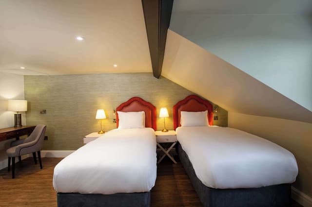 Family Suite, Multiple Beds (Knavesmire Attic)