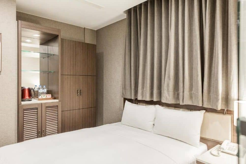 Maple Hotel Second Branch Maple Hotel Second Branch