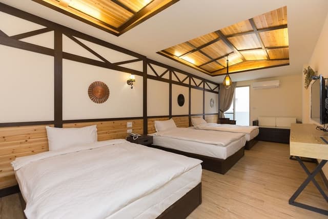 Deluxe Quadruple Room, 2 Double Beds, Non Smoking