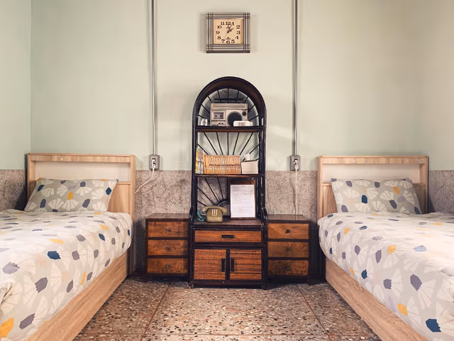 Twin Room with En-Suite