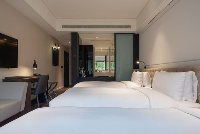 The Studio, 3 Large Twin Beds
