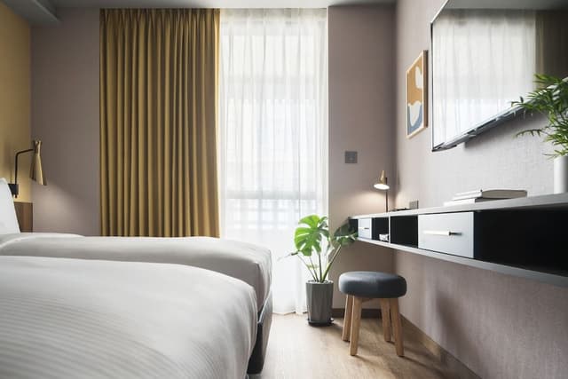 Comfort Twin Room