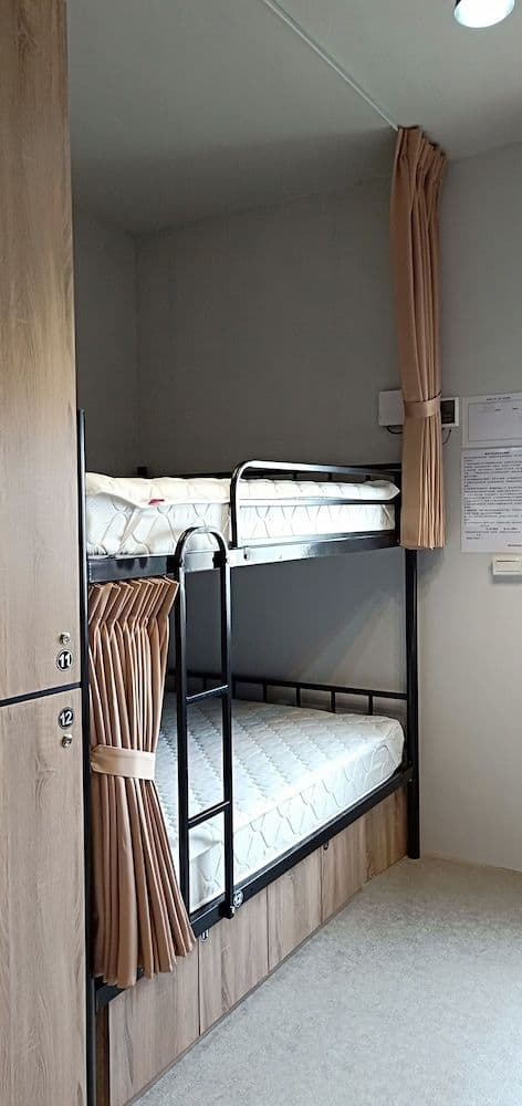 Shared Double Dormitory, Shared Bathroom