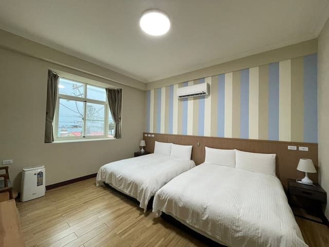 Deluxe Quadruple Room