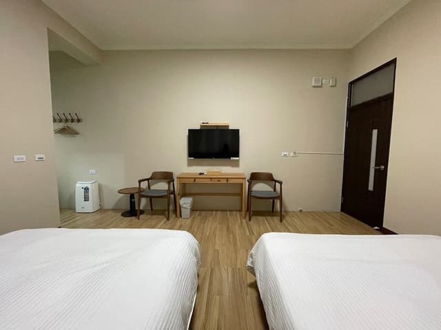 Elite Quadruple Room