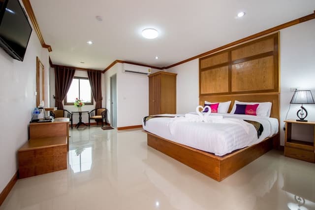 Standard King Room