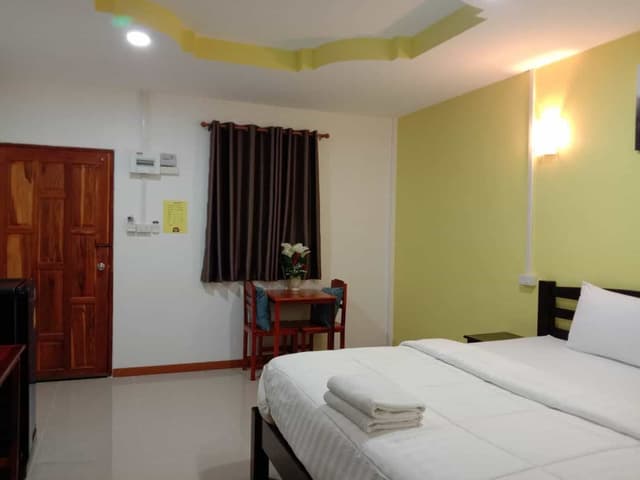 Standard Room (Extra water charged)