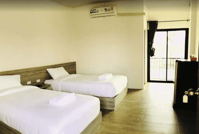 Standard Twin Room