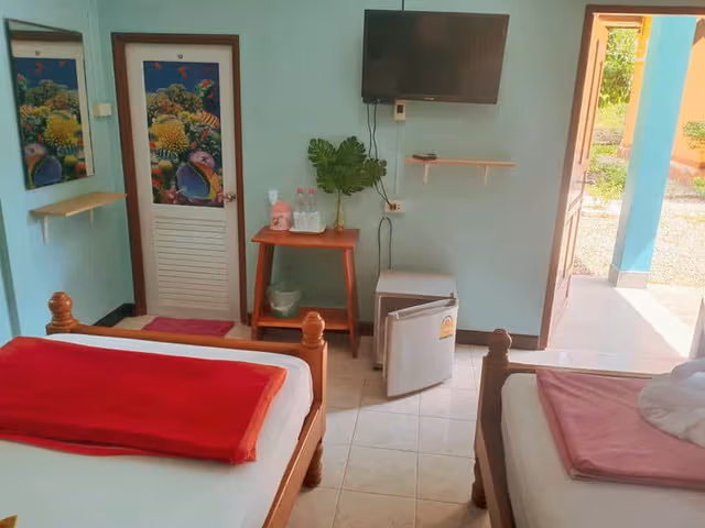 Standard Twin Room