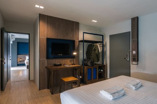 Deluxe Double Bed