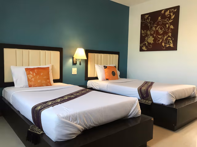 Standard Twin Room