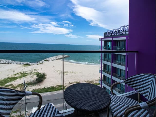 Deluxe Sea View Room
