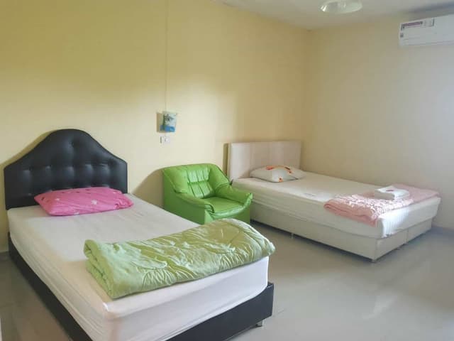 Standard House Twin Room