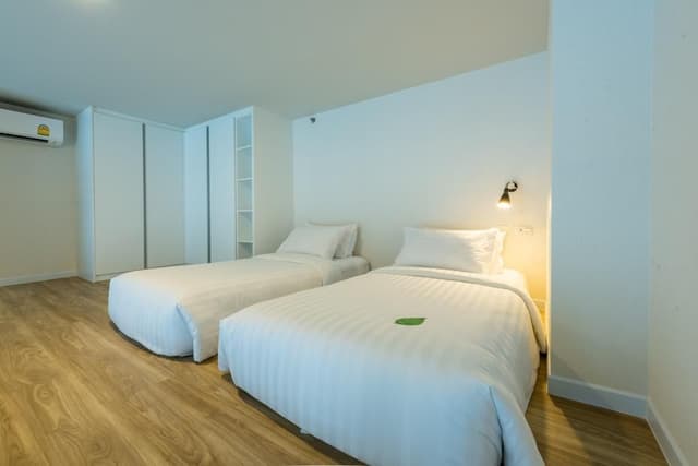 One Bedroom Duplex Twin Bed