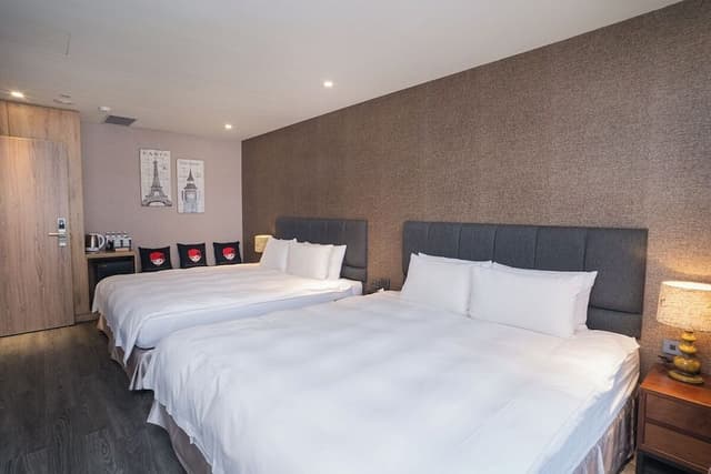Family Quadruple Room, Multiple Beds