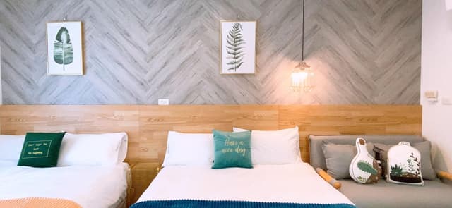 Quad Room