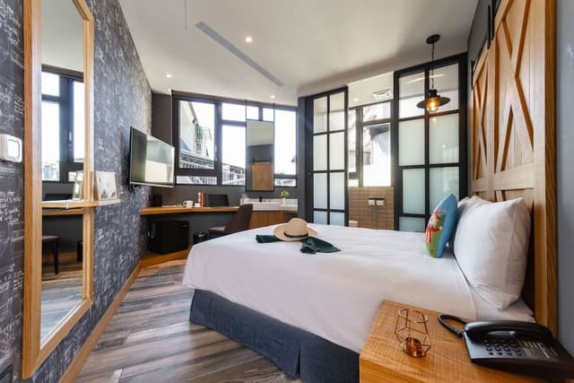 Comfort Double Room (semi outdoor corridor)