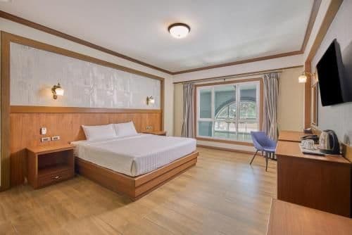 Superior Room -- 1 Bed
