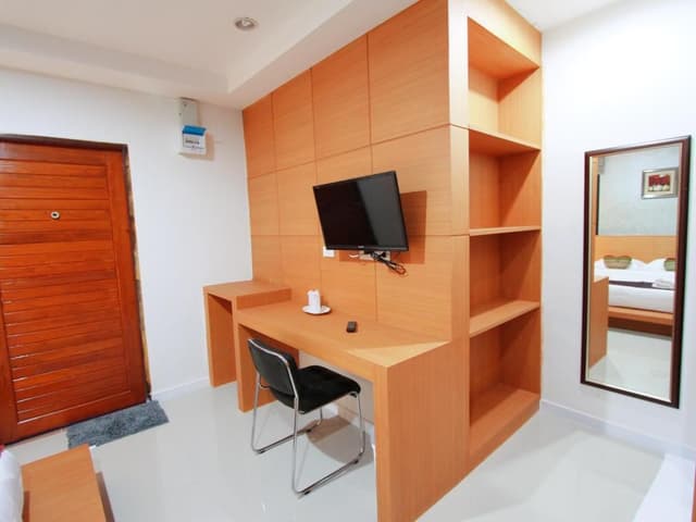 Deluxe Twin Bed Room