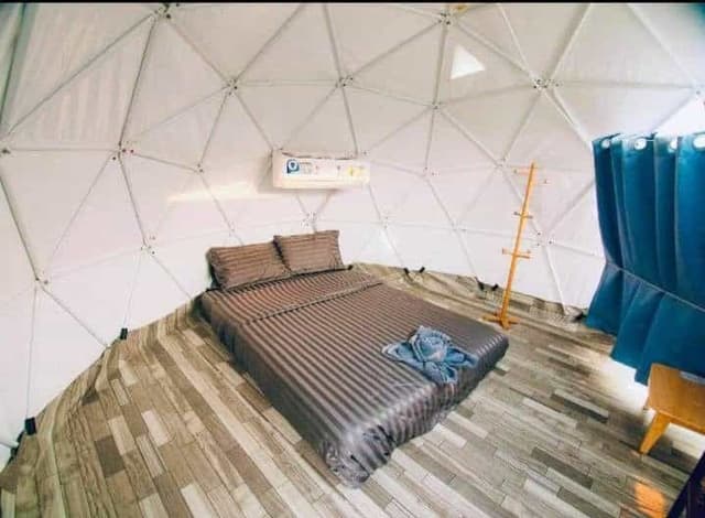 Dome Tent