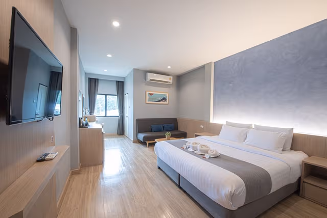 Elite Double Room, Garden View