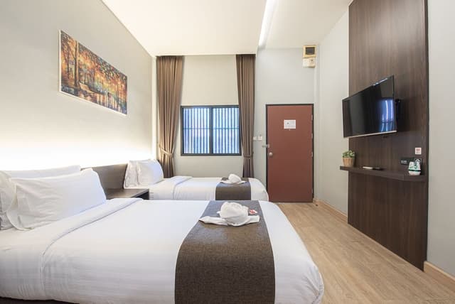 Signature Twin Room