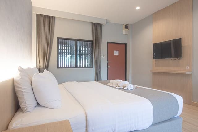 Elite Double Room, Garden View
