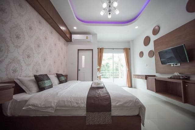 Deluxe Room, 1 Bedroom, Non Smoking, Garden View