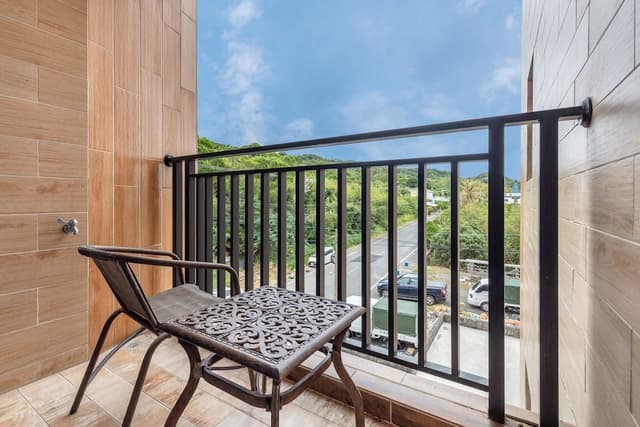 Double Room, Balcony