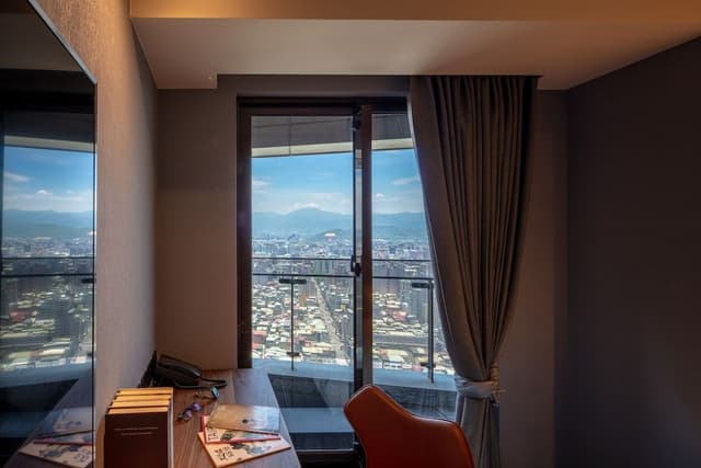 Premium Twin Room