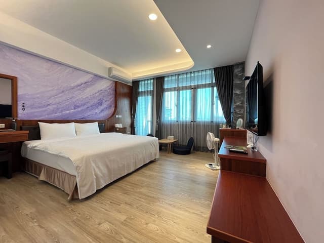 Economy Double Room, 1 Queen Bed