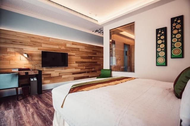 Superior Double Room, 1 Queen Bed, Garden View