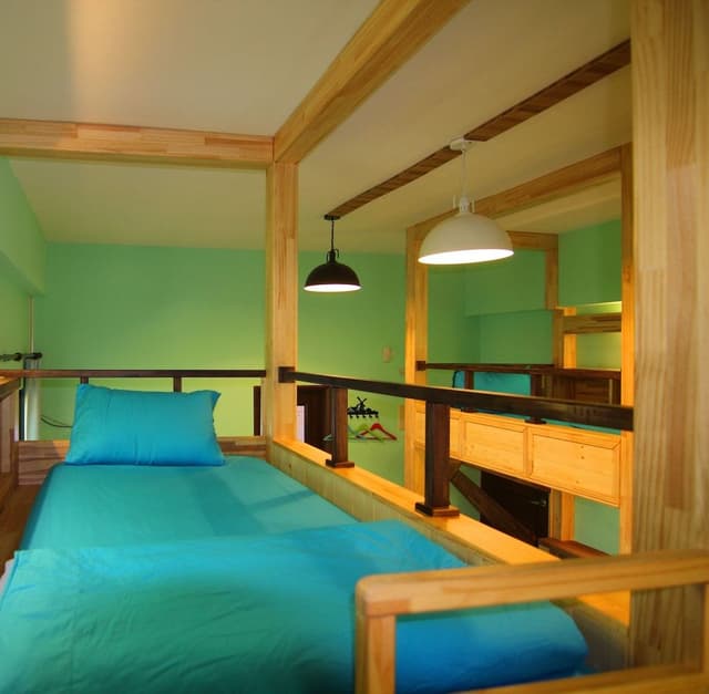 Comfort Room (205)