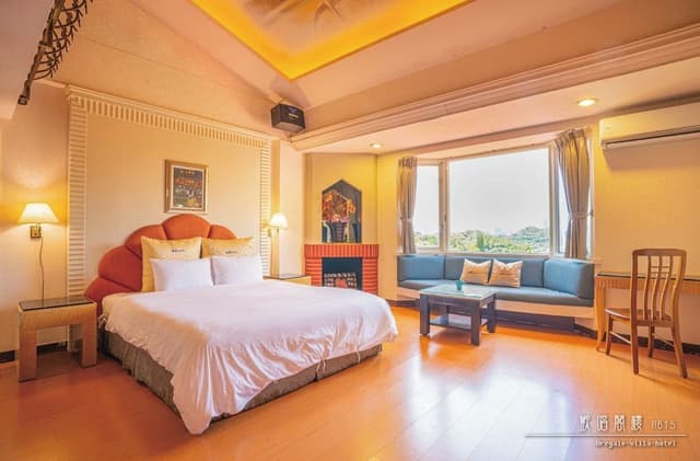 Deluxe Quadruple Room, 2 Bedrooms, Jetted Tub, Mountainside