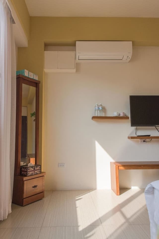 Basic Double Room, 1 Double Bed, Non Smoking