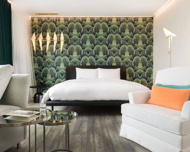 Theme Room (Room Selected at Check-in)