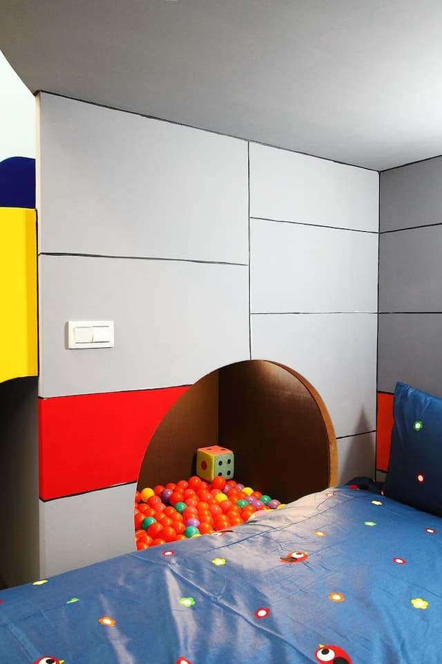 Family Room (6-Person)
