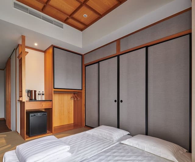 Japanese Twin Room (Futon Mattresses)