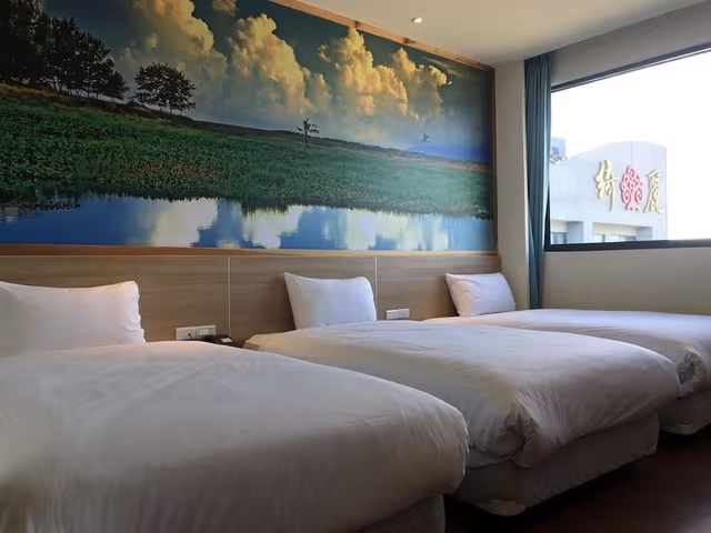Elite Triple Room