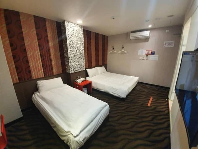 Basic Triple Room